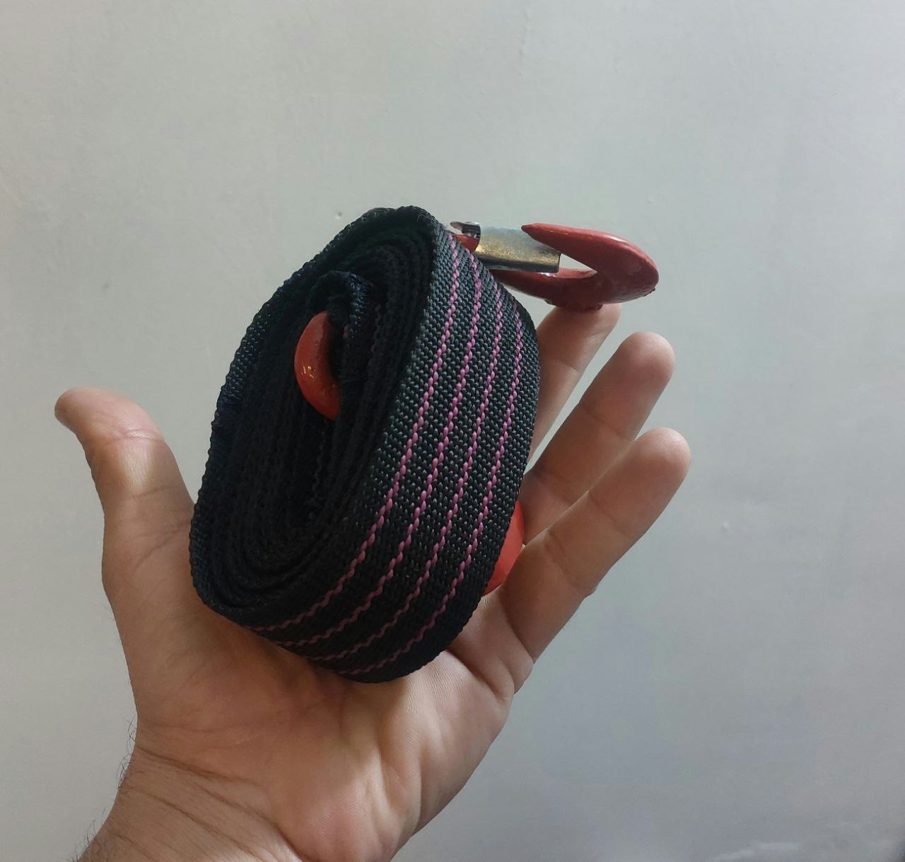تسمه بکسل ماشین برزنتی 3 متری 2 بکسل خودرو جنس برزنتی رنگ مشکی